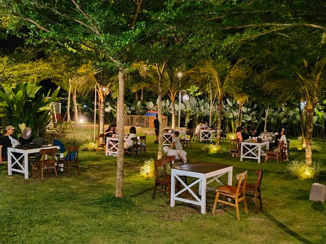 Padiku Eatery & Coffee, Tempat Nongkrong Ramah Anak di Jogja